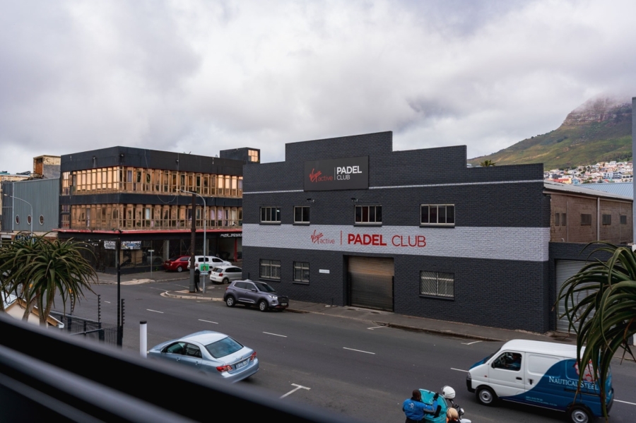 1 Bedroom Property for Sale in Woodstock Western Cape
